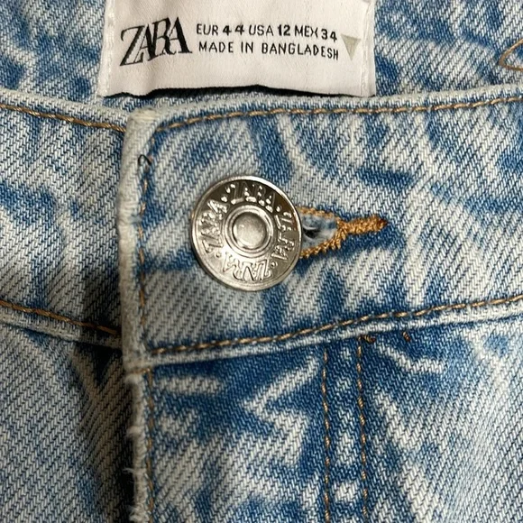 Zara Wide Leg Jeans SZ 12 Light Distressed Wash - Picture 3 of 3